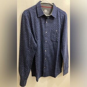 NWT Flag & Anthem Men’s Madeflex Built in Stretch Comfort Long Sleeve Shirt M